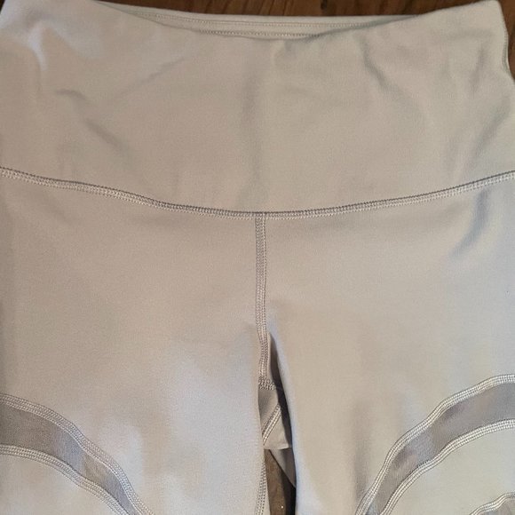 YOGALICIOUS High Rise Lavender Sheer Panel Legging - Picture 4 of 7